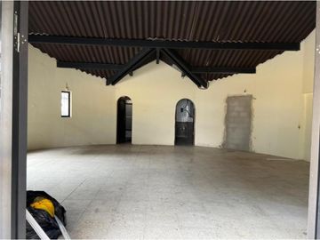 Sangolqui, Bodega, 94 m2, 1 ambiente, 1 baño