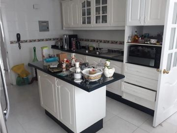 Bellavista, departamento, 214 m2, 3 habitaciones, 3 baños, 3 parqueaderos