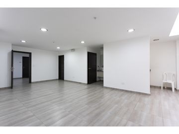 Bellavista, PH, 170 m2, 3 habitaciones, 4 baños, 2 parqueaderos,balcón