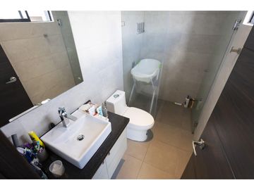 Bellavista, PH, 170 m2, 3 habitaciones, 4 baños, 2 parqueaderos,balcón