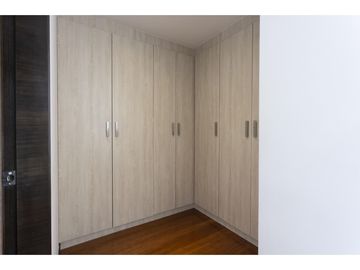 Bellavista, PH, 170 m2, 3 habitaciones, 4 baños, 2 parqueaderos,balcón