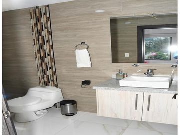 Tumbaco, Departamento, 220 m2, 4 habitaciones, 4 baños, 2 parqueaderos