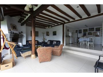 Urb El Condado, Casa, 480 m2, 4 habitaciones, 4 baños, 3 parqueaderos