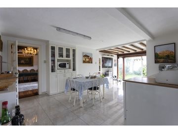 Urb El Condado, Casa, 480 m2, 4 habitaciones, 4 baños, 3 parqueaderos