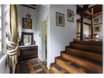 Urb El Condado, Casa, 480 m2, 4 habitaciones, 4 baños, 3 parqueaderos