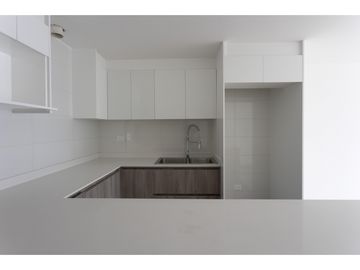 La Coruña, Departamento en venta, 79 m2, 2 habitaciones, 3 baños, 1 parqueadero