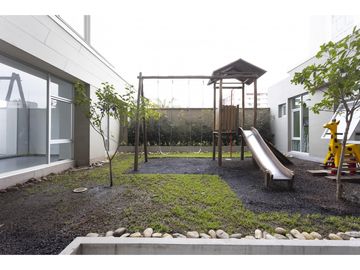 La Coruña, Departamento en venta, 79 m2, 2 habitaciones, 3 baños, 1 parqueadero