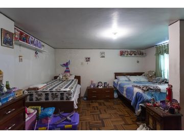 La Michelena, Casa comercial en venta, 780 m2, 5 departamentos