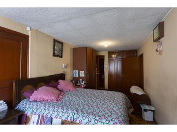 La Michelena, Casa comercial en venta, 780 m2, 5 departamentos