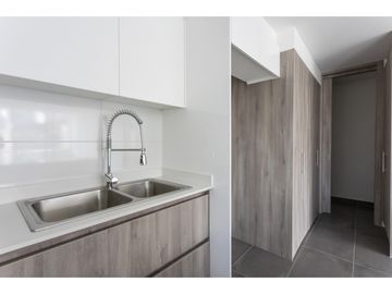 La Coruña, Suite en venta, 60 m2, 1 habitación, 2 baños, 1 parqueadero