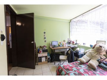 Cotocollao, Casa rentera en venta, 392 m2, 12 habitaciones, 9 baños, 2 parqueaderos