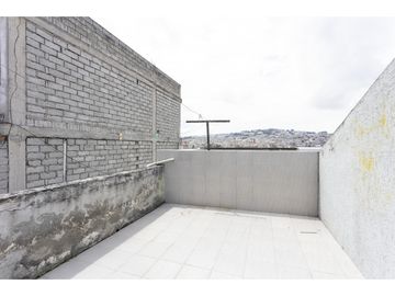 Cotocollao, Casa rentera en venta, 392 m2, 12 habitaciones, 9 baños, 2 parqueaderos