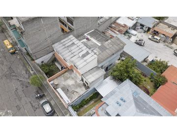 Cotocollao, Casa rentera en venta, 392 m2, 12 habitaciones, 9 baños, 2 parqueaderos