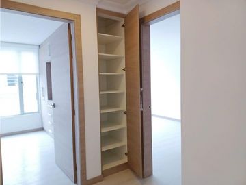 Ponceano, Departamento en venta, 78 m2, 2 habitaciones, 2 baños, 2 parqueaderos