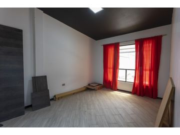 Cayambe, Terreno en venta, 1860 m2, construcción de 140 m2, arboles frutales