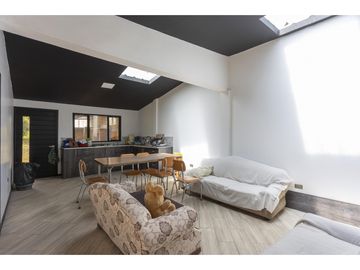 Cayambe, Terreno en venta, 1860 m2, construcción de 140 m2, arboles frutales