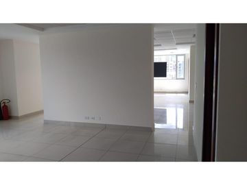 La Paz, Oficina en venta, 110 m2, 2 ambientes, 2 baños, 1 parqueadero