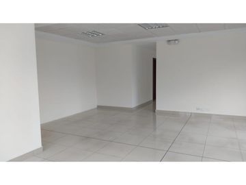 La Paz, Oficina en venta, 110 m2, 2 ambientes, 2 baños, 1 parqueadero
