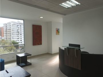 La Paz, Oficina en venta, 110 m2, 2 ambientes, 2 baños, 1 parqueadero
