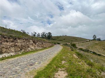 Cochasqui, Terreno en venta, 614.300 m2, cos total 60, frente 465 m