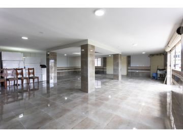 Guamani, Casa rentera en venta, 678 m2, 7 departamentos, local, 3 parqueaderos