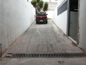 El Edén, Galpón en venta, 542 m2, 2 oficina, 2 baños, 3 parqueaderos