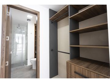 La Carolina, Suite en venta, 67m2, 1 habitación, 2 baños, 1 parqueadero