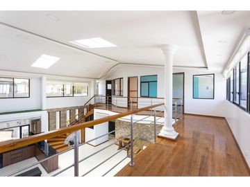 Cashapamba, Departamento con terreno en venta, 230 m2, 3 habitaciones, 3 baños, 3 parqueaderos