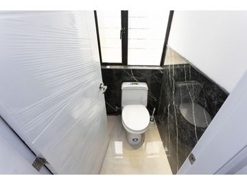 Cashapamba, Departamento con terreno en venta, 230 m2, 3 habitaciones, 3 baños, 3 parqueaderos