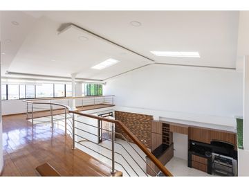 Cashapamba, Departamento con terreno en venta, 230 m2, 3 habitaciones, 3 baños, 3 parqueaderos