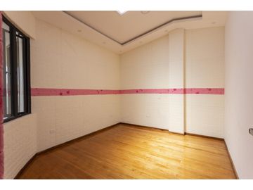 Cashapamba, Departamento con terreno en venta, 230 m2, 3 habitaciones, 3 baños, 3 parqueaderos