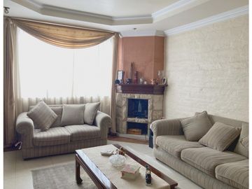 San Rafael, Casa en venta, 258 m2, 4 habitaciones, 4 baños, 2 parqueaderos