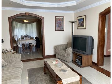 San Rafael, Casa en venta, 258 m2, 4 habitaciones, 4 baños, 2 parqueaderos