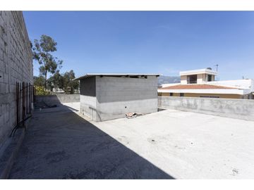 Calderón, Casa en venta, 197 m2, 2 habitaciones, 1 baño, 2 parqueaderos