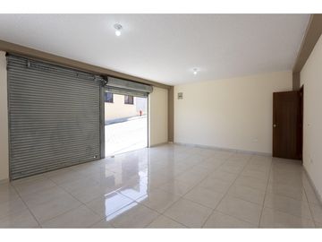Calderón, Casa en venta, 197 m2, 2 habitaciones, 1 baño, 2 parqueaderos