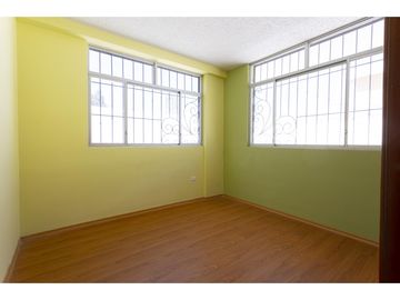Calderón, Casa en venta, 197 m2, 2 habitaciones, 1 baño, 2 parqueaderos