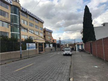 Sangolqui, Casa Comercial en renta, 150 m2, 5 ambientes, 2 baños, bodega