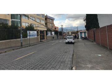 Sangolqui, Casa Comercial en renta, 150 m2, 5 ambientes, 2 baños, bodega