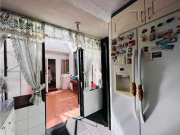 Rio Coca, Casa en venta, 224 m2, 3 habitaciones, 3 baños, 2 parqueaderos