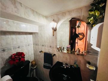 Rio Coca, Casa en venta, 224 m2, 3 habitaciones, 3 baños, 2 parqueaderos