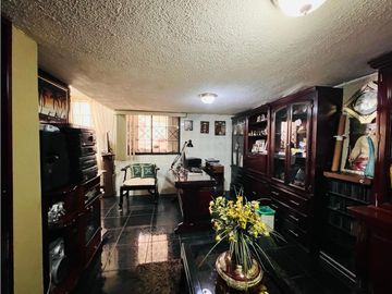Rio Coca, Casa en venta, 224 m2, 3 habitaciones, 3 baños, 2 parqueaderos