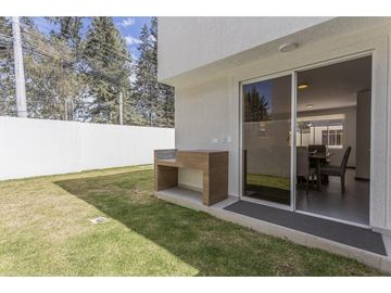 Pifo, Casa en venta, 102 m2, 3 habitaciones, 3 baños, 2 parqueaderos