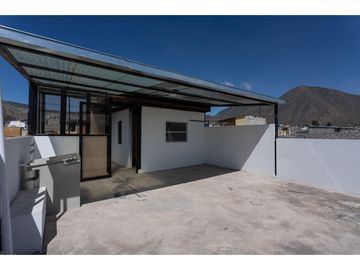 San Antonio ,Casa en  Venta ,130m2, 3 habitaciones, 3 baños, 1 parqueadero