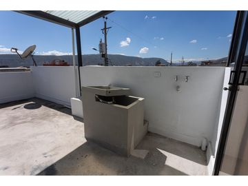 San Antonio ,Casa en  Venta ,130m2, 3 habitaciones, 3 baños, 1 parqueadero