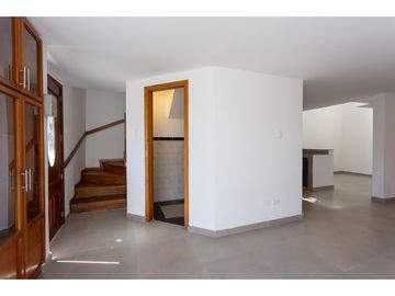 San Antonio ,Casa en  Venta ,130m2, 3 habitaciones, 3 baños, 1 parqueadero