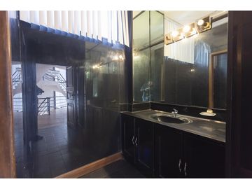 El Batan, Casa en  Venta , 1470m2, 5 habitaciones, 9 baños