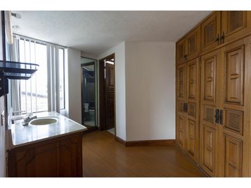 El Batan, Casa en  Venta , 1470m2, 5 habitaciones, 9 baños