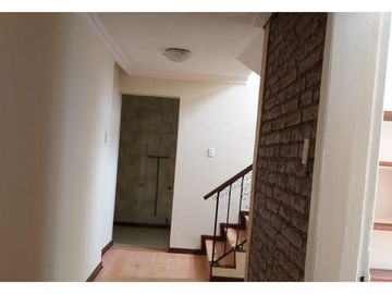 Jipijapa, Casa Comercial en Venta, 361,55m2, 2 suite, 4 habitaciones