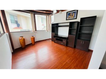 Santa Lucía, Casa en  Venta, 226m2, 3 Habitaciones.