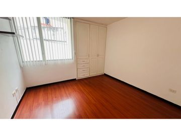 Santa Lucía, Casa en  Venta, 226m2, 3 Habitaciones.